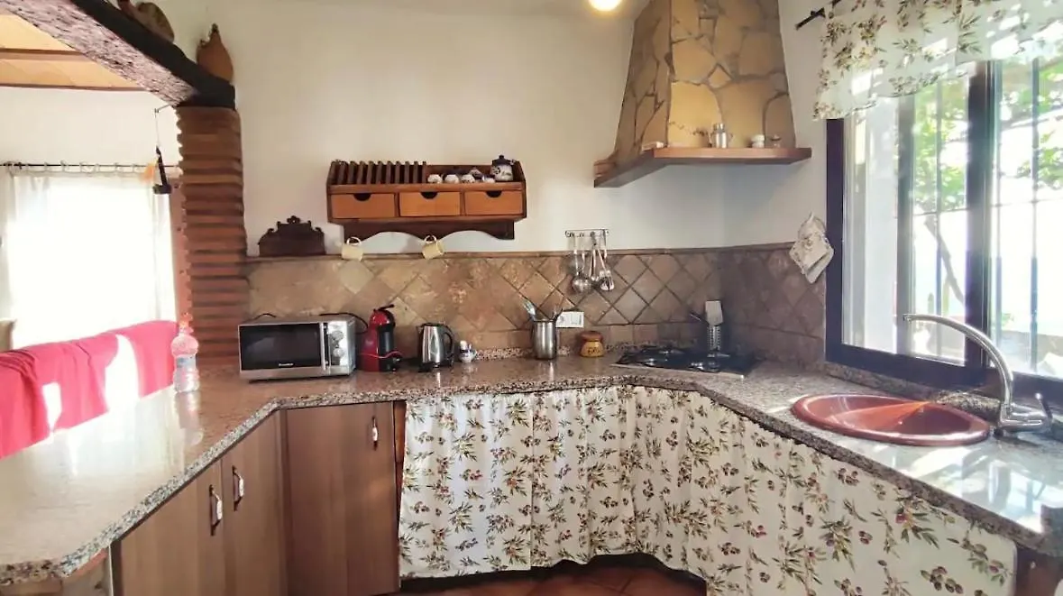 Vila Casa La Roca El Gastor 0*,  Španělsko