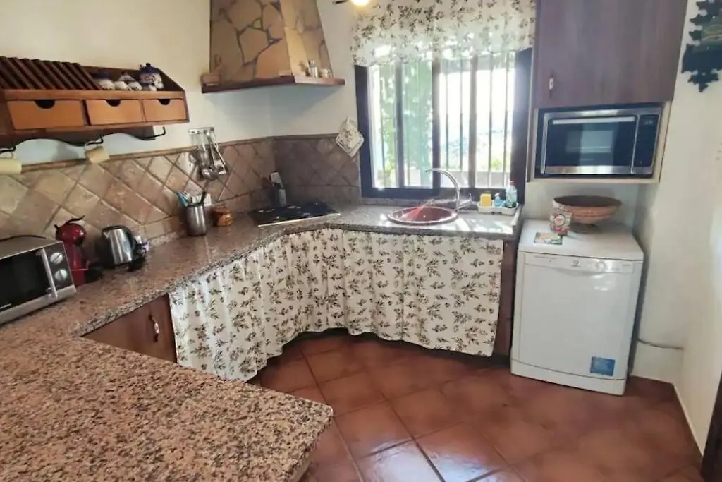 Holiday home Casa La Roca Villa El Gastor