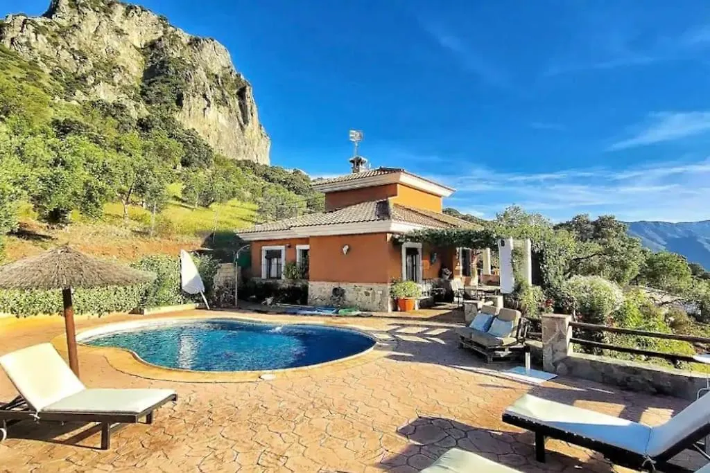 Casa La Roca Villa El Gastor